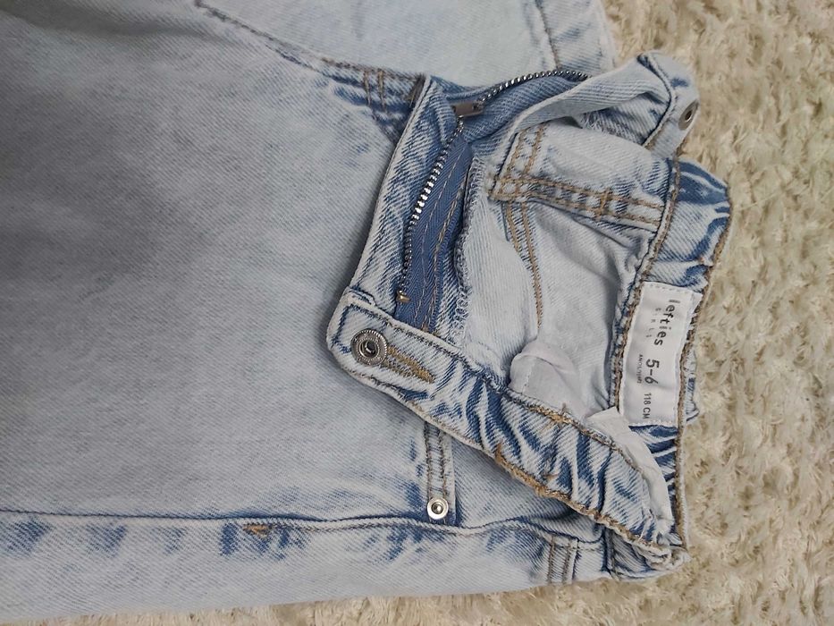 Vând blugi Leftis fetite