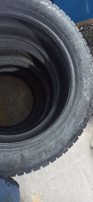 Продам зимние шины