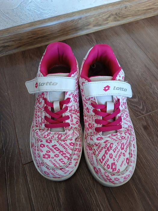 Спортни обувки Lotto