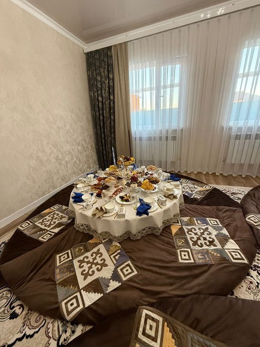 Дөңгелек жер стол круглый стол