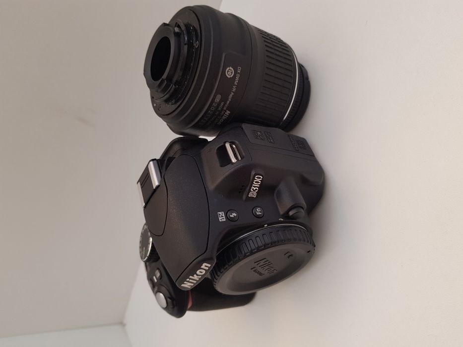 Nikon D3100