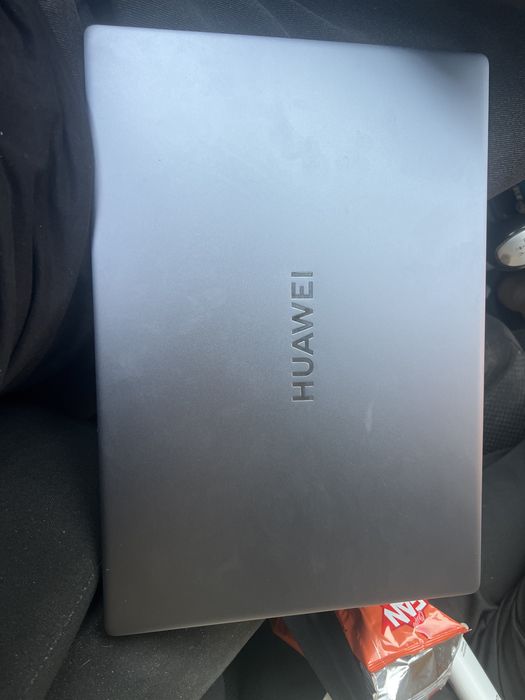 Ноутбук huawei d16