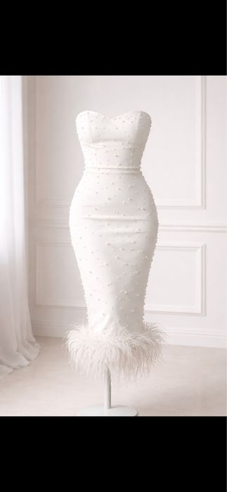 Rochie alba cu perle