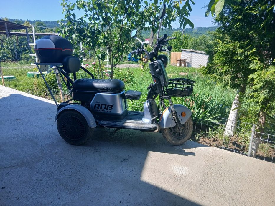 Vind moped electric