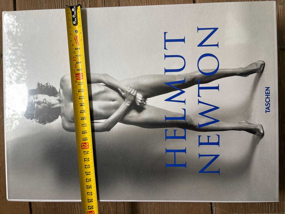 Helmut Newton SUMO xxl Taschen hardcover cu slipcase si slipbox noua sigilata