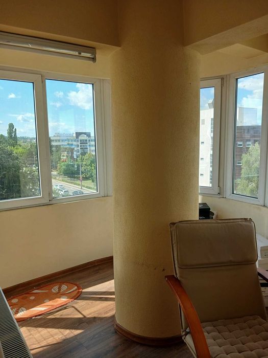 Apartament 3 camere zona Rolast