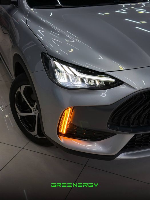 MG HS / Trophy 300 TGI