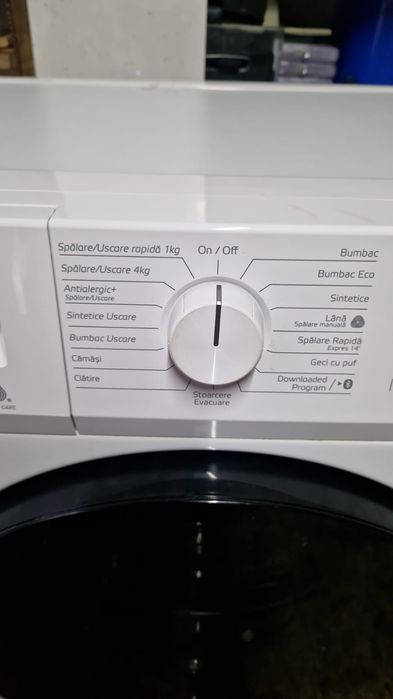Masina de spălat ARCTIC cu uscător