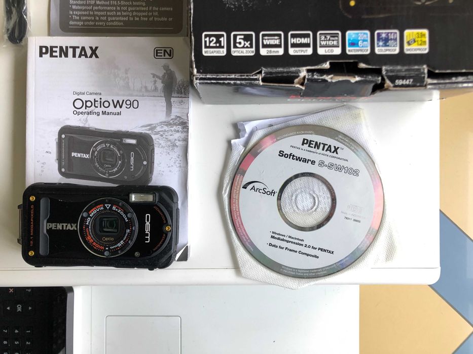 Pentax Optio W90 -Водоустойчив,Противоударен -фотоапарат(камера)