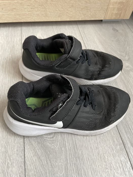 Adidasi Nike marimea 29,5