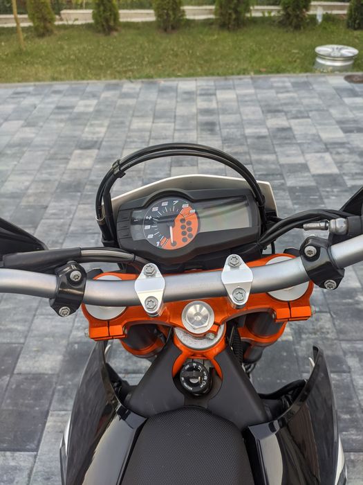 Vând Ktm 690 SmcR