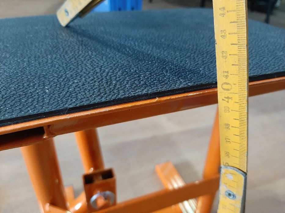 Стайка за кросов мотор 70 лева нова продава .