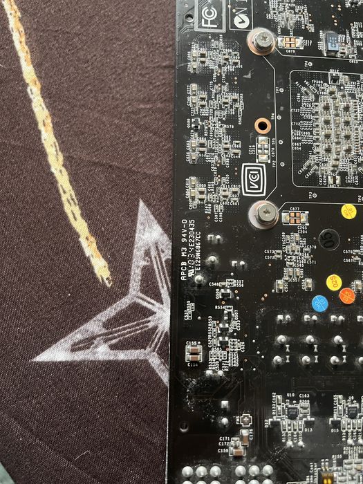 Vand placa video. Nu stiu ce placa e nu am folosit o