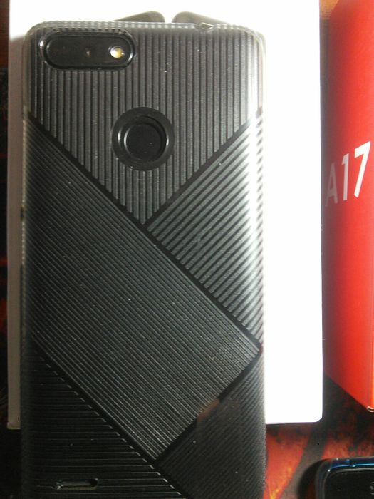 Смартфоны , новые,в отличном состоянии.