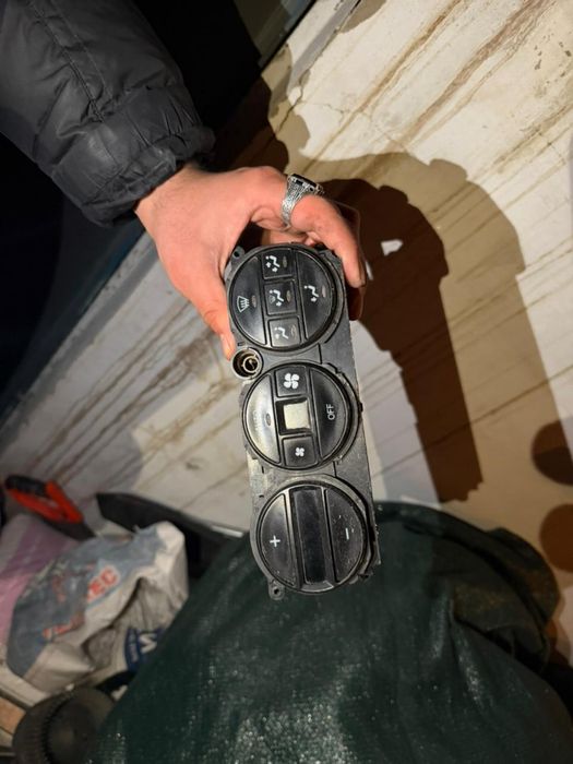 Опель вектра б продам запчясьти