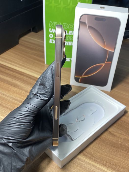 iPhone 16 Pro Max • 256 GB • Desert Titanium