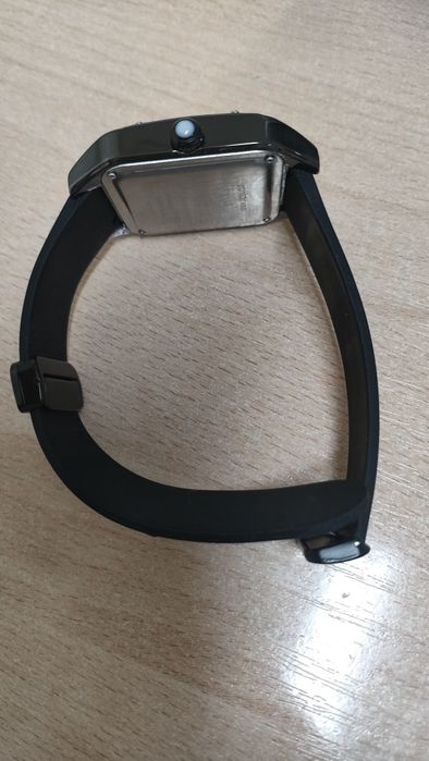 часы CARTIER ориг