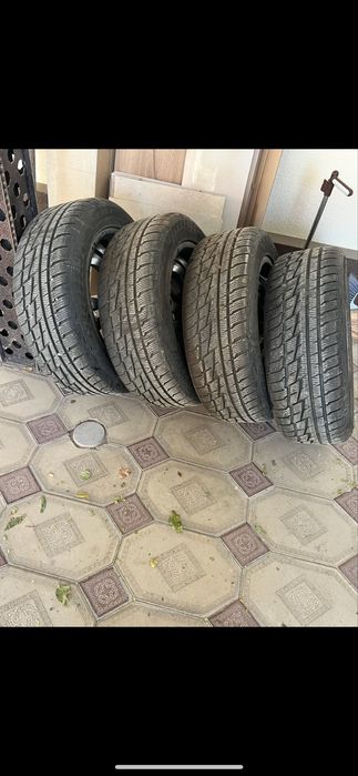 Продается комплект зимние шины + диски