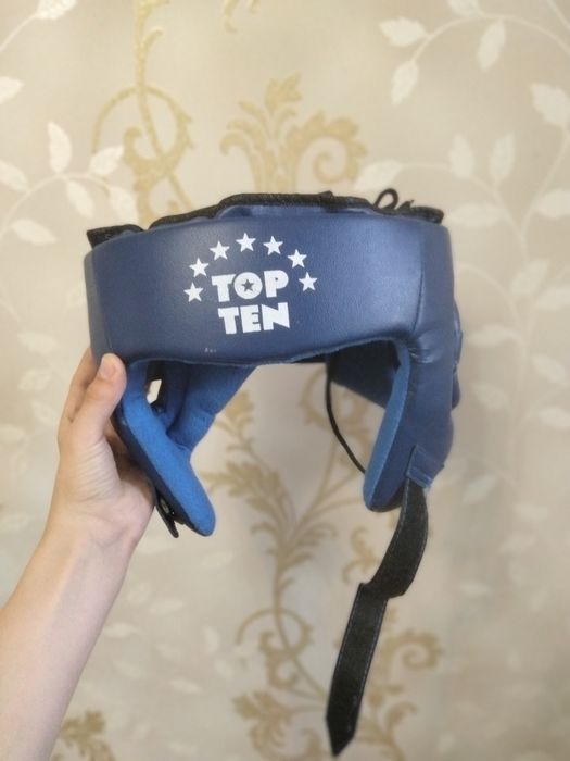 Продам кимоно шлем и низ