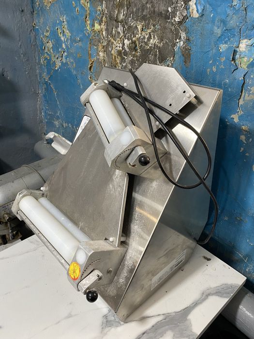 Тестораскаточная машина турецкая