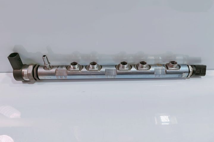 Rampa injectoare 780912805 BMW Seria 3 E90/E91/E92/E93 (facelift)