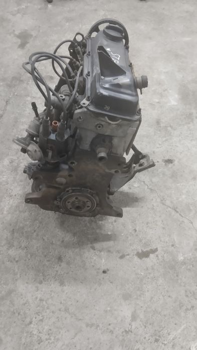 Двигатель Ауди 2.0 литра  паук