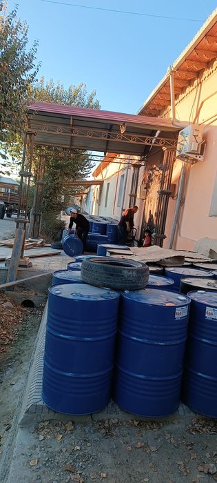 Bochka 200litr sotiladi