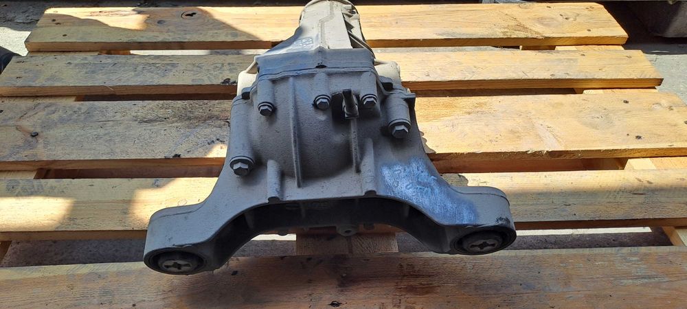 Диференциал Audi Q7 2011г. 245к.с.