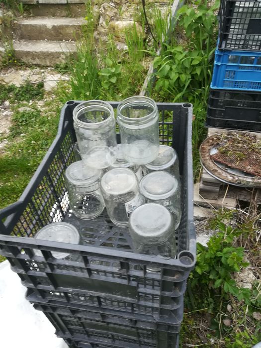 Продавам буркани