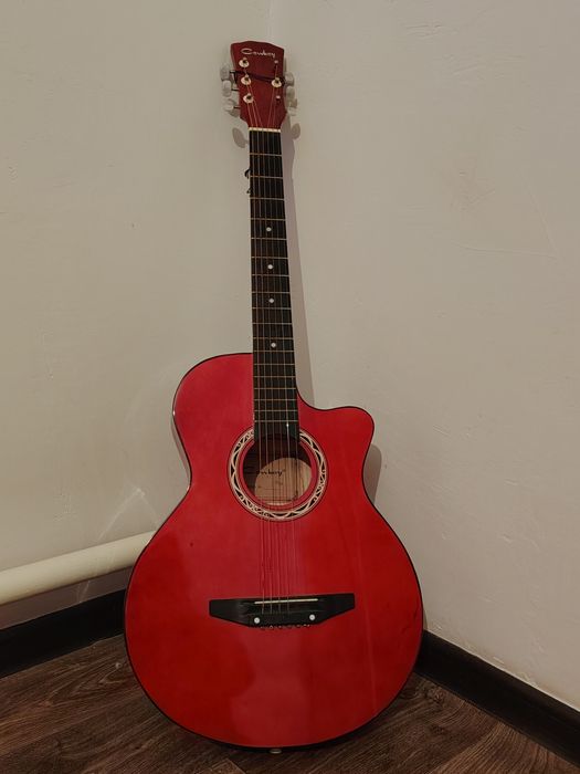 Гитара красная бу