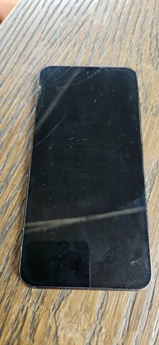 Samsung s23 fe работи без проблеми