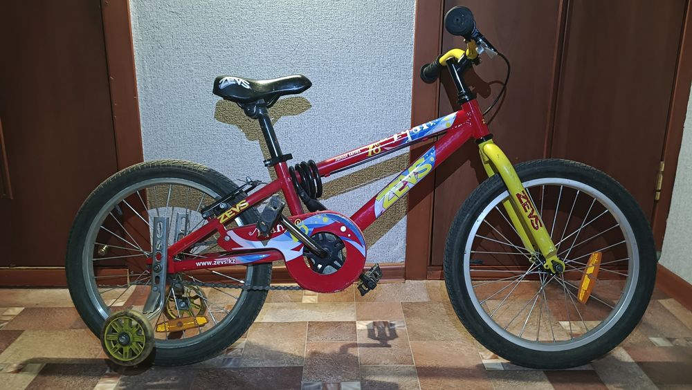 Продам велосипед детский Zevs