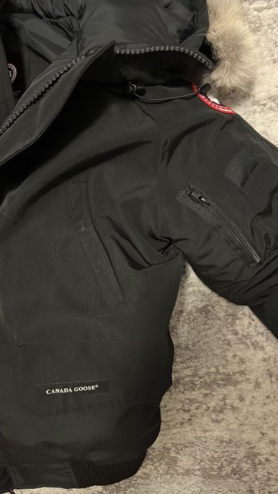 Canada goose bomber jacket