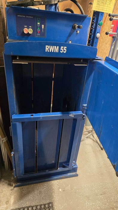 Хидравлична преса за  балиране на хартия, найлон, текстил