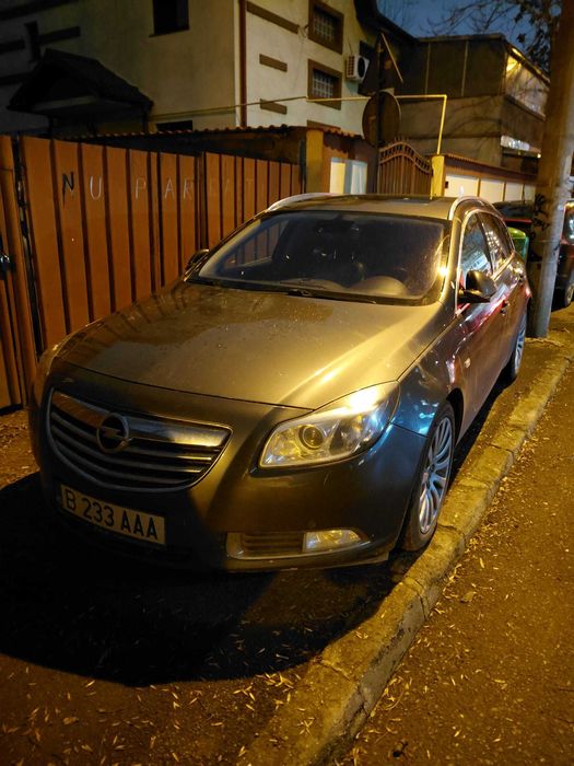 Opel Insignia A 2.0 CDTI 160 CP | Piele Siena | Xenon AFL | Navi mare