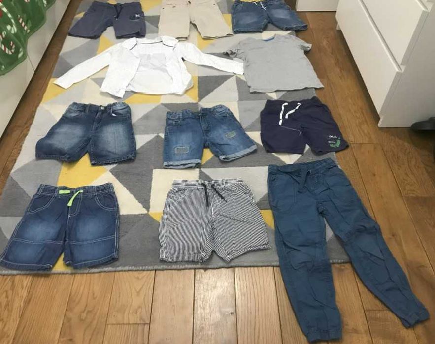 8 бр. къси панталони, риза, потнинк и панталон 110/116