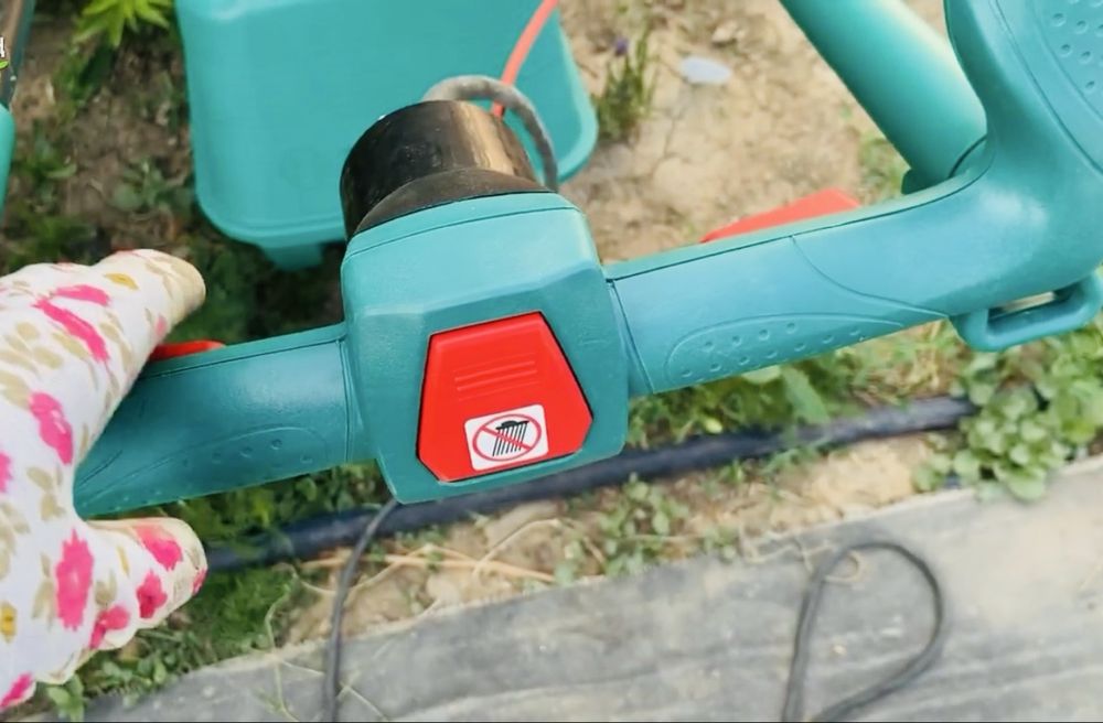 Газонокосилка Bosh