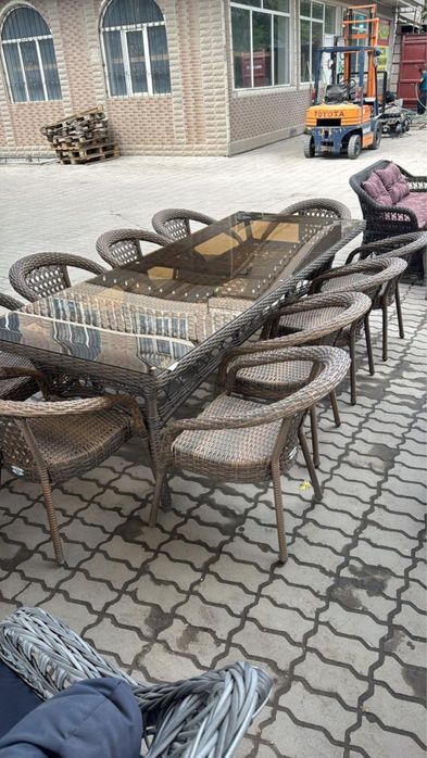 Садовая мебель стол и стулья