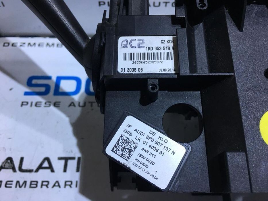 Ansamblu Maneta Semnalizare / Stergatoare / Computer Bord VW Golf 5 2003 - 2009 COD : 1K0 953 519 A / 1K0953519A