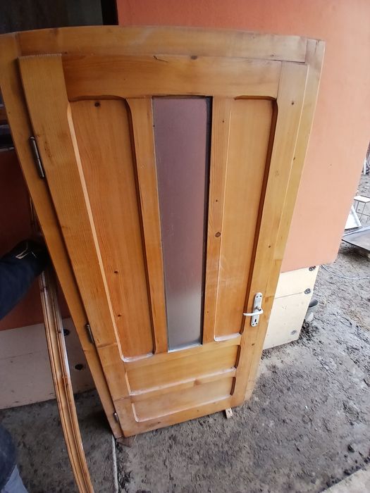 Uși de vânzare  400 lei ambele