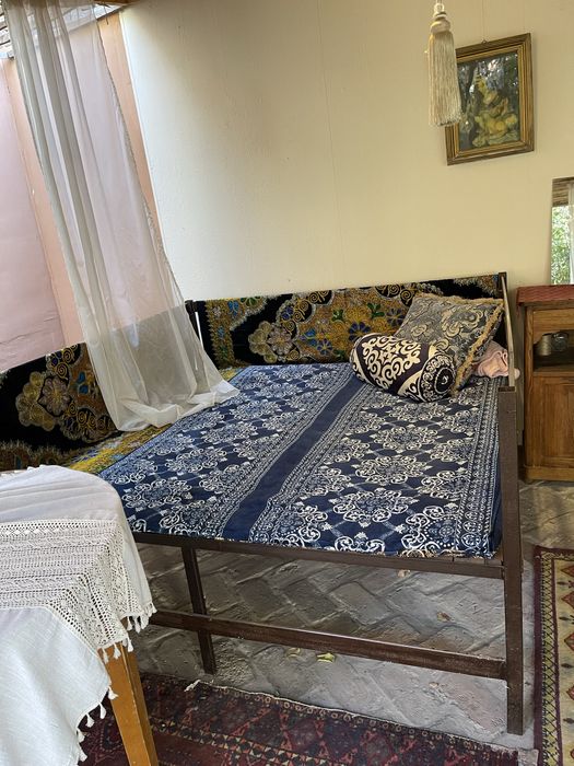 Топчан железный продам с досками