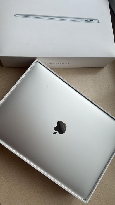 MacBook Air 13, 2020 года