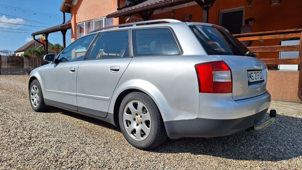 Vand Audi A4 B6 2003