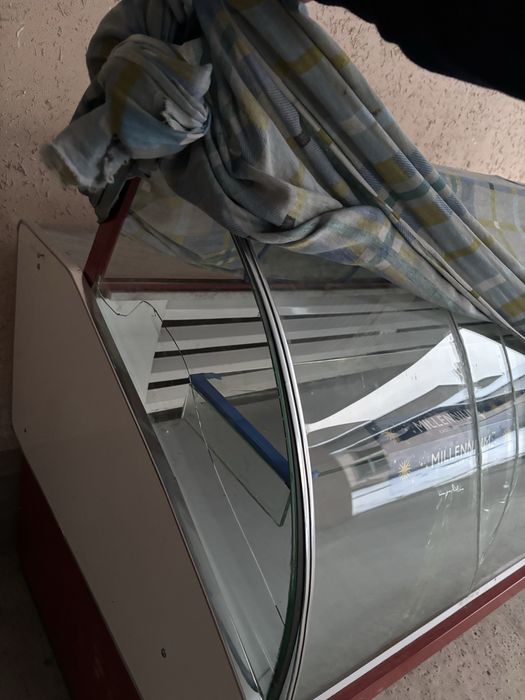 Холодильники продаются