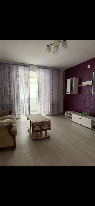 Vand apartament 3 camere central