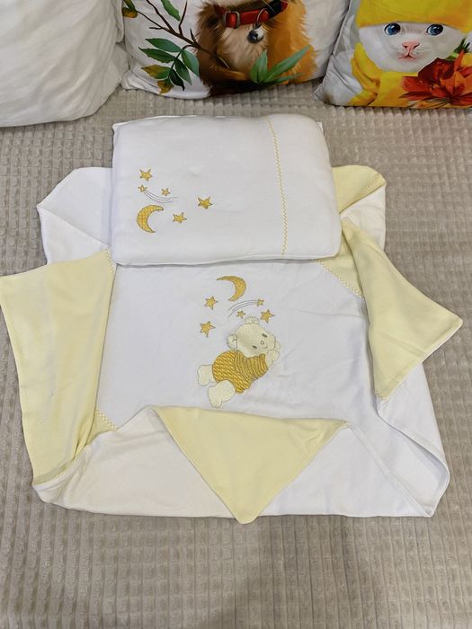 Бебешка завивки с възглавници