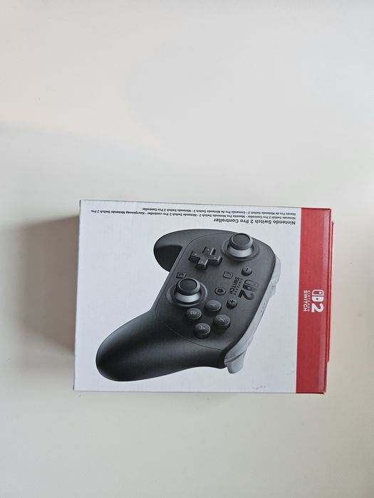 Nintendo switch 2, controller,  case, и 4 игри