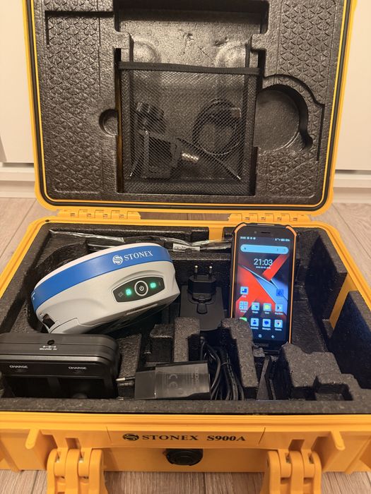 Stonex S900A - 800 canale GNSS