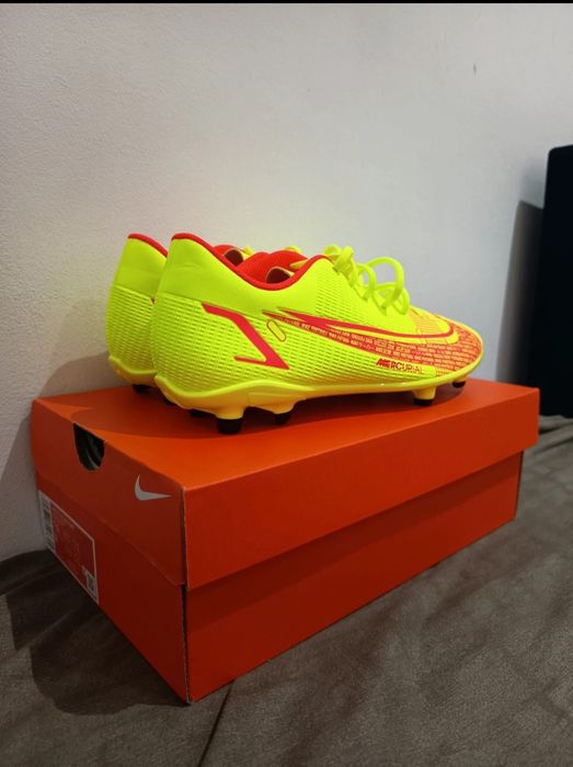ghete fotbal Nike mercurial vapor