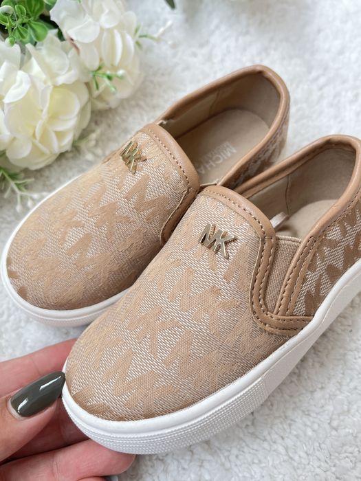 Michael Kors оригинални бебешки мокасинки за момиченце